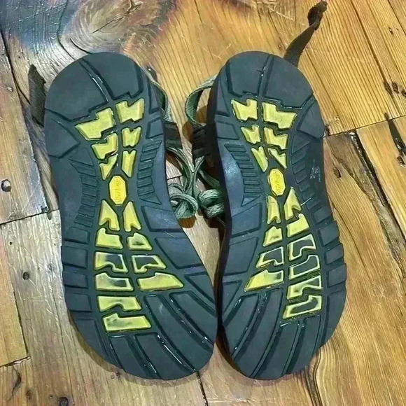 Chaco Vibram Non-Marking Toe Strap Water Sandal Shoes Women’s Green Brown Size 7 - Picture 9 of 12